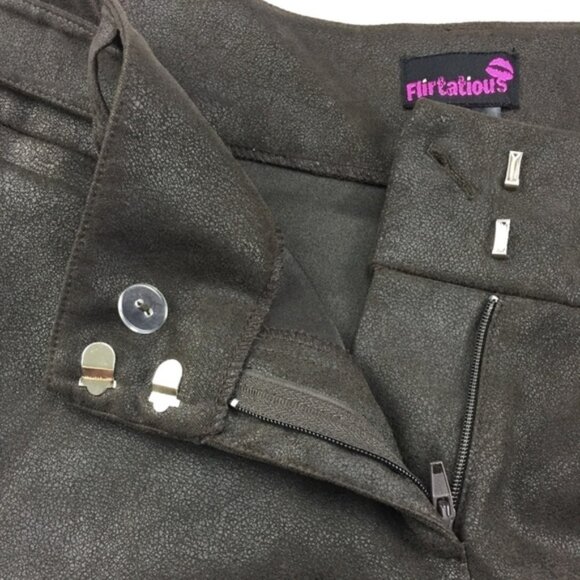 Flirtatious Faux Suede Shorts Sz 13 - Picture 3 of 6